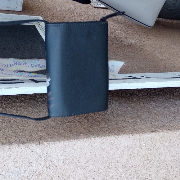 Cross body purse - Picture 2 of 4